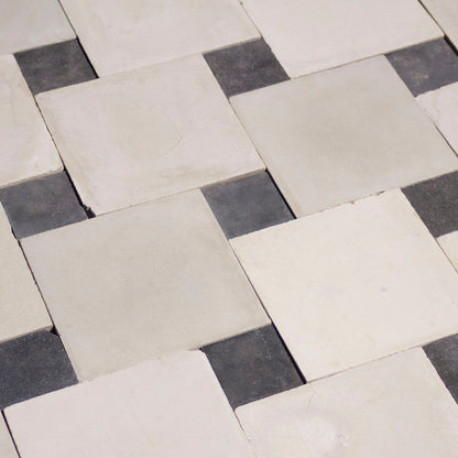 Alquezar ( sold by the SQM)
